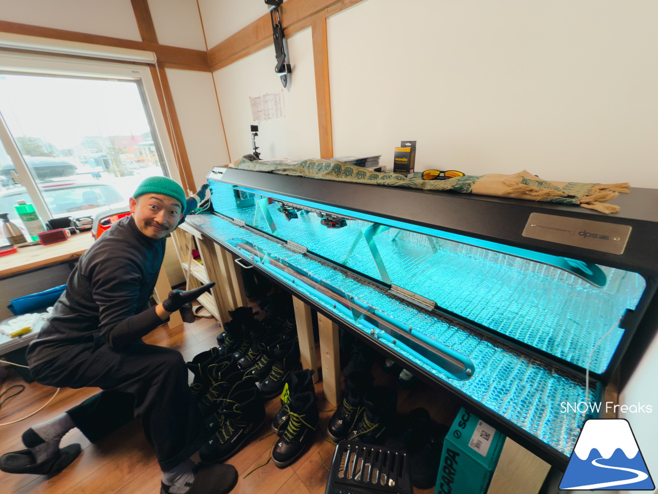 ローカル巡りのシーズン到来！新十津川町そっち岳スキー場でひと滑りしてから、岩見沢市に今月オープンしたスキーハイキング専門店『well-tuned』を訪ねて♪